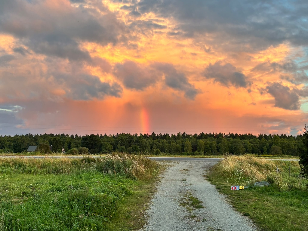 Päikeseloojang Soorinna külas